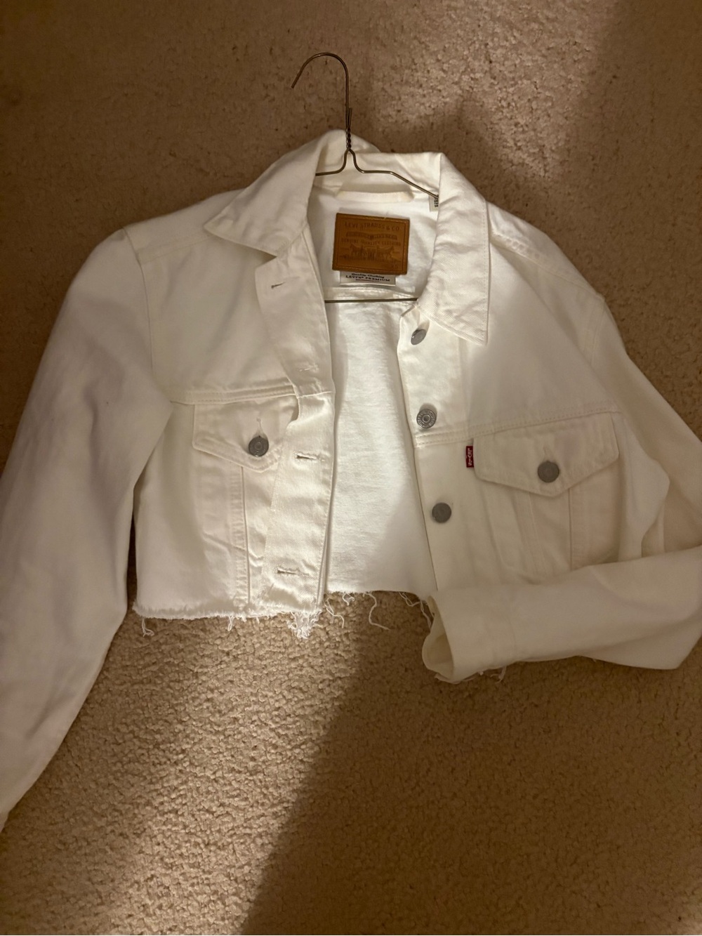 Levi's White Cropped Denim Jacket with Frayed Hem